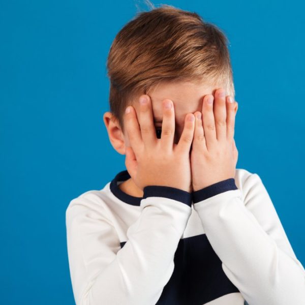 Es violencia doméstica pegar a los hijos